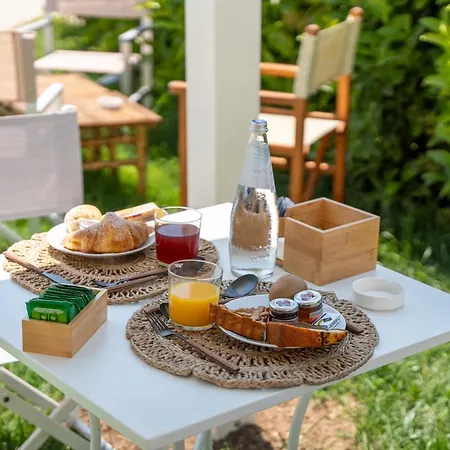 Murieri Πανσιόν Οτράντο